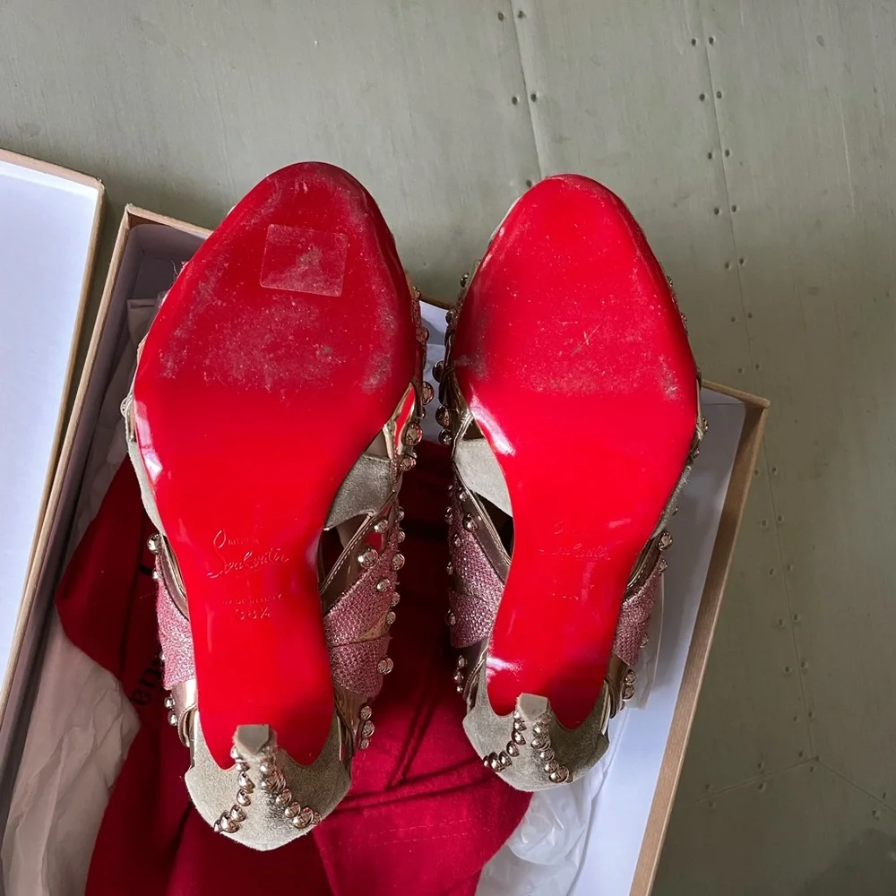 Christian louboutin venecage suede taupe pink studded peep toe sz 38.5